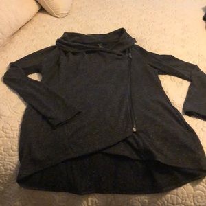 Asymmetrical sweatshirt